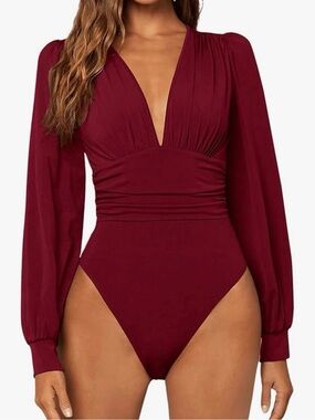 ❤️ Elegant Burgundy Long Sleeve Bodysuit – Size Medium